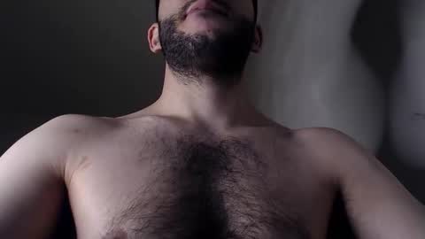 HenryAxe online show from December 2025 12:09:01 PM