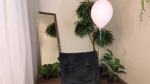 Elise online show from February 2026 06:26:01 AM