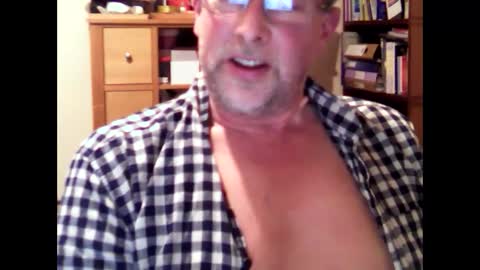 hereford66 online show from December 2024 07:37:02 PM