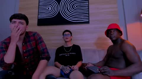 heteros men online show from December 2025 02:48:01 PM