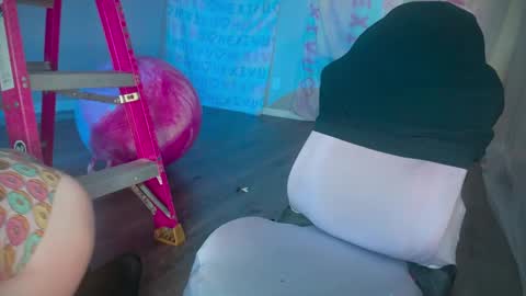 salem online show from December 2024 09:32:02 AM