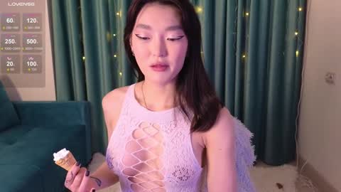 Audrey online show from January 2025 02:46:01 PM