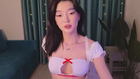 Audrey online show from January 2025 03:04:01 PM