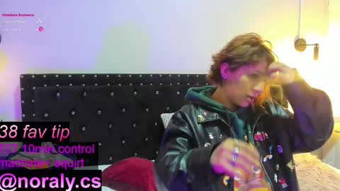 Noraly  online show from October 2025 12:04:02 PM