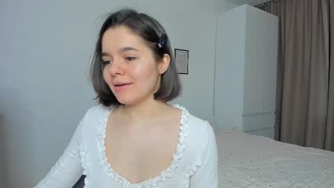 Laura online show from February 2026 03:15:01 AM