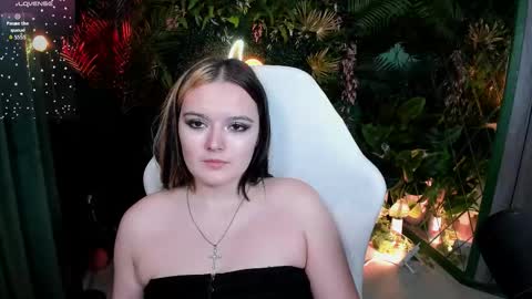 Snapshot of heymarybaby chatting on September 2025 09:09:01 AM Amazing Mary online show from September 2025 09:09:01 AM