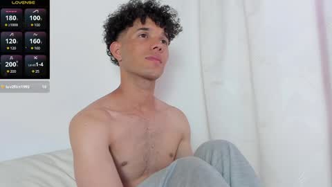 Snapshot of hghilltop chatting on December 2024 09:18:02 PM Harry Gaylord Hilltop  INDEPENDENT MODEL online show from December 2024 09:18:02 PM