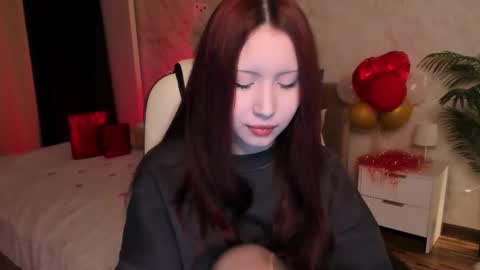 Lina online show from February 2026 10:28:02 PM