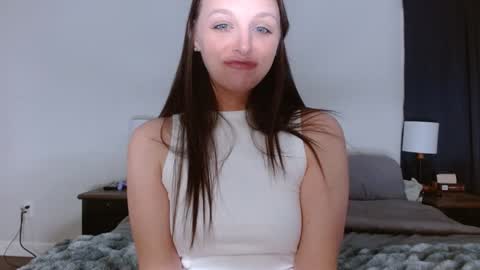 Snapshot of hi_cut_cutie chatting on May 2026 01:48:01 PM Paige online show from May 2026 01:48:01 PM