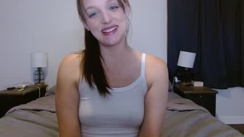 Snapshot of hi_cut_cutie chatting on May 2026 12:19:02 AM Paige online show from May 2026 12:19:02 AM