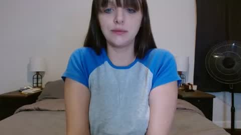 Snapshot of hi_cut_cutie chatting on June 2026 12:30:01 AM Paige online show from June 2026 12:30:01 AM