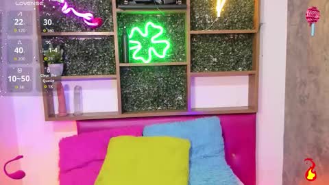 Snapshot of hiddenhotcake chatting on January 2026 08:01:01 PM hiddenhotcake online show from January 2026 08:01:01 PM