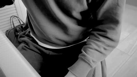 Snapshot of hideki_kawaki chatting on December 2024 07:51:01 PM Hideki Kawaki online show from December 2024 07:51:01 PM