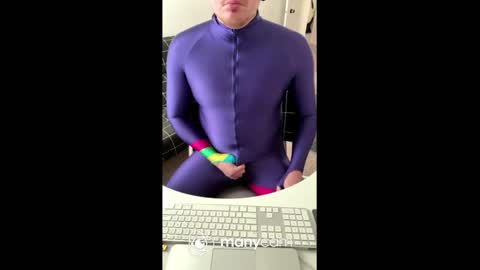 Snapshot of higher_lycra chatting on January 2025 10:39:01 PM higher_lycra online show from January 2025 10:39:01 PM