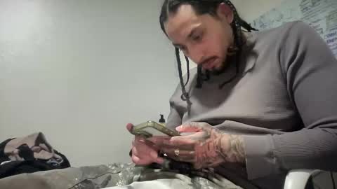 hihello7777 online show from February 2026 04:33:01 AM