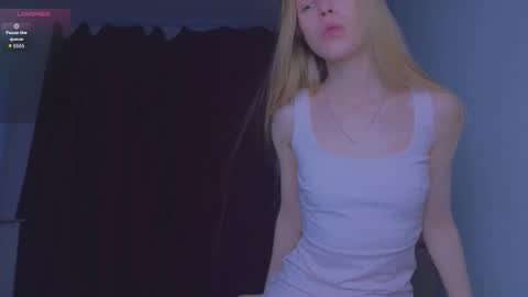 Snapshot of hihi_im_chloe chatting on October 2025 05:30:01 AM Chloe online show from October 2025 05:30:01 AM