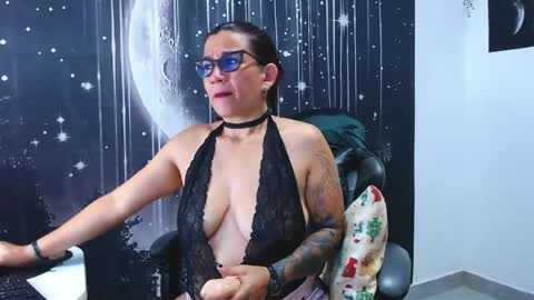 hikaryfire online show from May 2026 01:36:02 AM