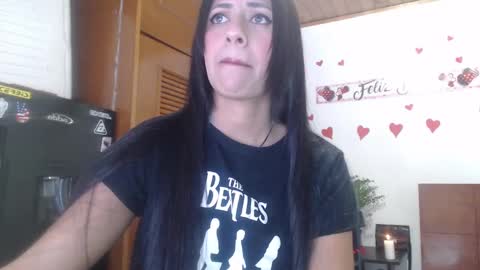 hilaril18 online show from February 2025 11:26:02 PM