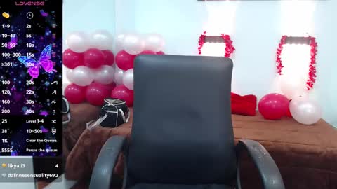 H I L A R Y online show from February 2025 05:47:02 AM