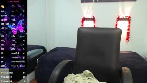 H I L A R Y online show from March 2025 05:49:02 AM