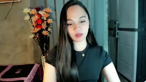 hilarymolly online show from February 2026 09:11:01 PM