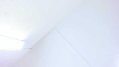 Snapshot of hilarythomsom chatting on January 2026 01:04:01 PM Hilary Thomsom online show from January 2026 01:04:01 PM