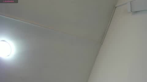 Snapshot of hilarythomsom chatting on February 2026 12:04:01 PM Hilary Thomsom online show from February 2026 12:04:01 PM