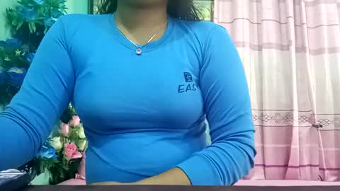 Snapshot of himuhimu22 chatting on December 2024 06:06:01 AM himuhimu22 online show from December 2024 06:06:01 AM