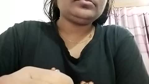 himuhimu22 online show from November 2025 11:54:01 AM