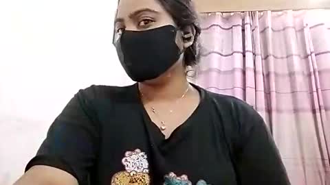 himuhimu22 online show from December 2025 03:52:02 PM