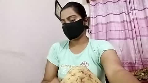 himuhimu22 online show from June 2026 08:55:01 PM