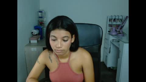 Snapshot of hinata_9 chatting on May 2026 04:18:01 AM 0600AM-1100AM - online show from May 2026 04:18:01 AM