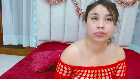 hinata lee online show from December 2024 12:00:02 PM