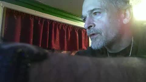 Snapshot of hippiedad333 chatting on February 2026 12:15:01 AM hippiedad333 online show from February 2026 12:15:01 AM