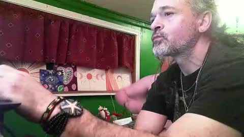 Snapshot of hippiedad333 chatting on February 2026 02:45:01 AM hippiedad333 online show from February 2026 02:45:01 AM