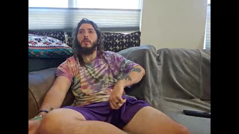 hippiejagain online show from October 2025 06:41:02 PM