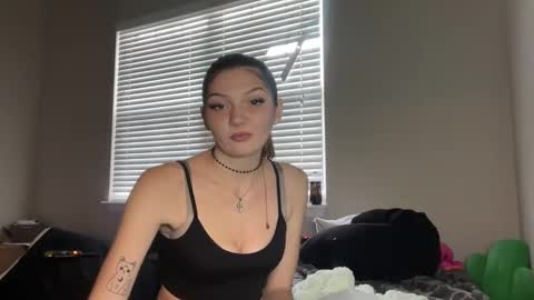 Haylee online show from October 2025 10:32:02 PM