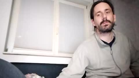 Snapshot of hmuench85 chatting on January 2025 06:13:02 PM H online show from January 2025 06:13:02 PM