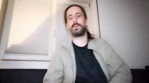 Snapshot of hmuench85 chatting on January 2025 01:42:02 AM H online show from January 2025 01:42:02 AM