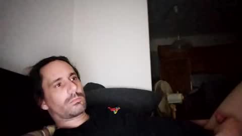 Snapshot of hmuench85 chatting on February 2025 07:05:01 AM H online show from February 2025 07:05:01 AM