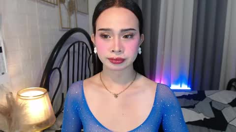 Snapshot of hoelymolly chatting on May 2026 08:41:01 AM hoelymolly online show from May 2026 08:41:01 AM