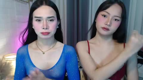 Snapshot of hoelymolly chatting on June 2026 06:47:01 PM hoelymolly online show from June 2026 06:47:01 PM