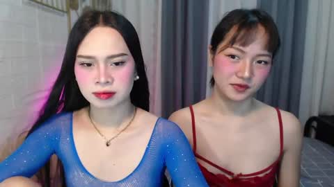 Snapshot of hoelymolly chatting on June 2026 07:52:02 PM hoelymolly online show from June 2026 07:52:02 PM