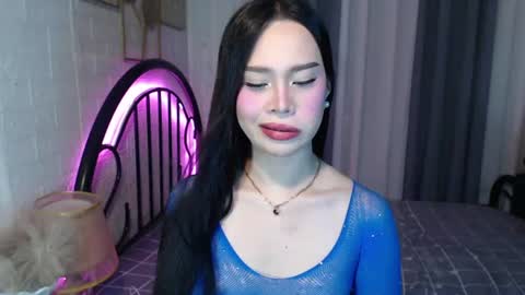 Snapshot of hoelymolly chatting on July 2026 07:16:02 PM hoelymolly online show from July 2026 07:16:02 PM