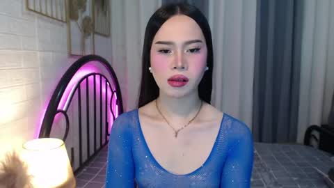 Snapshot of hoelymolly chatting on July 2026 07:07:02 PM hoelymolly online show from July 2026 07:07:02 PM