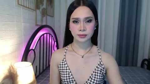 Snapshot of hoelymolly chatting on July 2026 09:17:01 PM hoelymolly online show from July 2026 09:17:01 PM