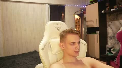 Extaz  Athrey  Howard online show from September 2025 07:30:01 PM