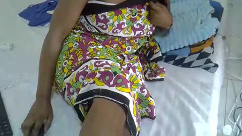 Snapshot of holly_molly11 chatting on September 2025 07:08:01 AM holly molly11 online show from September 2025 07:08:01 AM