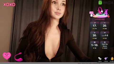 hollyextra online show from November 2025 10:10:02 PM