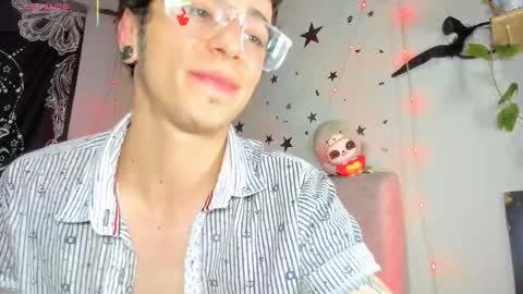 Hades and Persefone online show from February 2026 12:29:02 AM